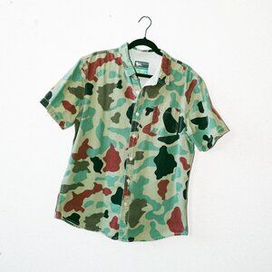 Modern Amusement Camo Short-Sleeve Button-Down Shirt – Teal/Olive/Rust – Men